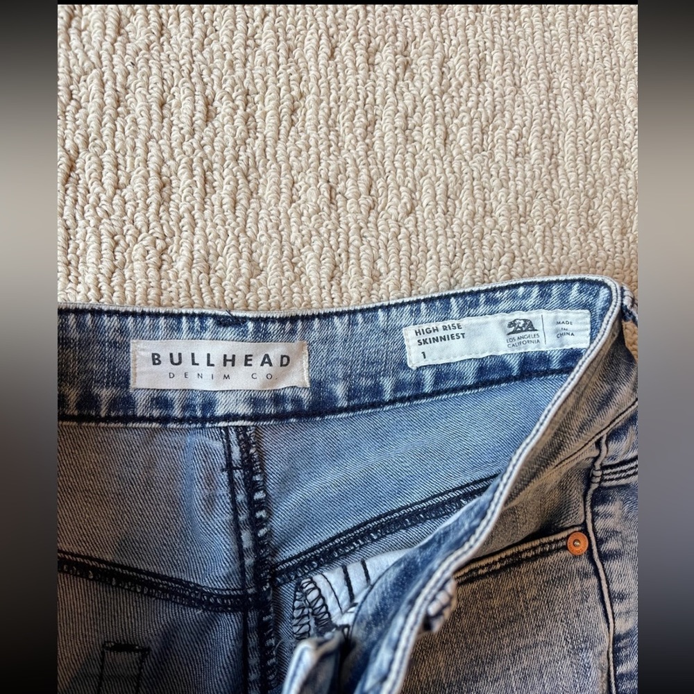 High Rise Skinny Jeans - Picture 6 of 7